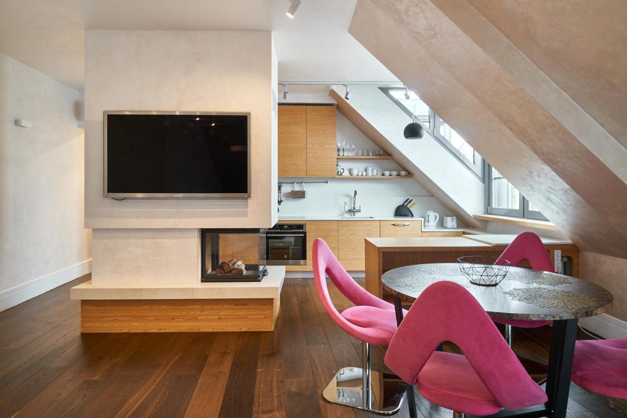 Emi Apartment Riga Luaran gambar